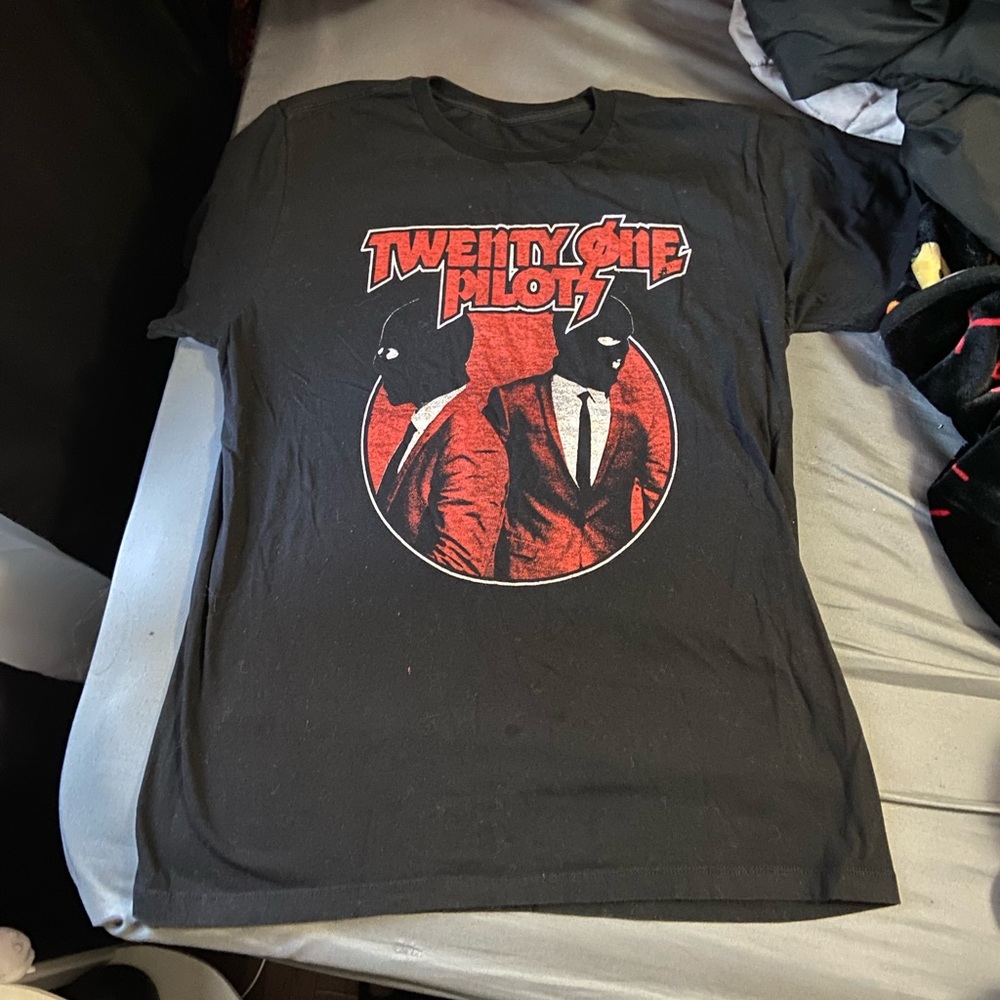 New Listing for @ihaveclothes444